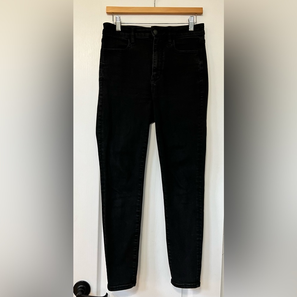 American Eagle black high rise skinny jeans